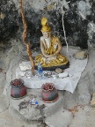 shrine.JPG (115 KB)